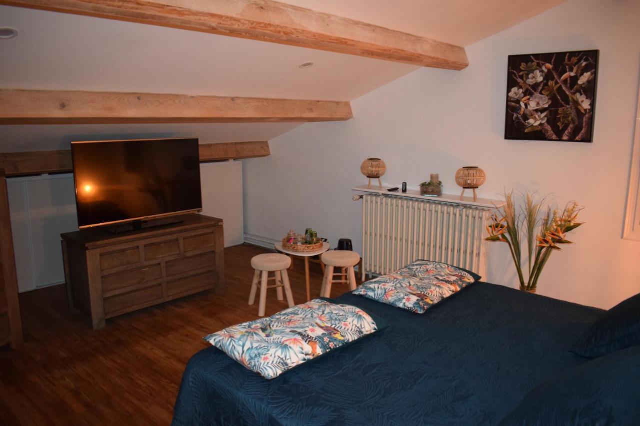 Domaine La Tuilerie Bed & Breakfast Guitres Luaran gambar